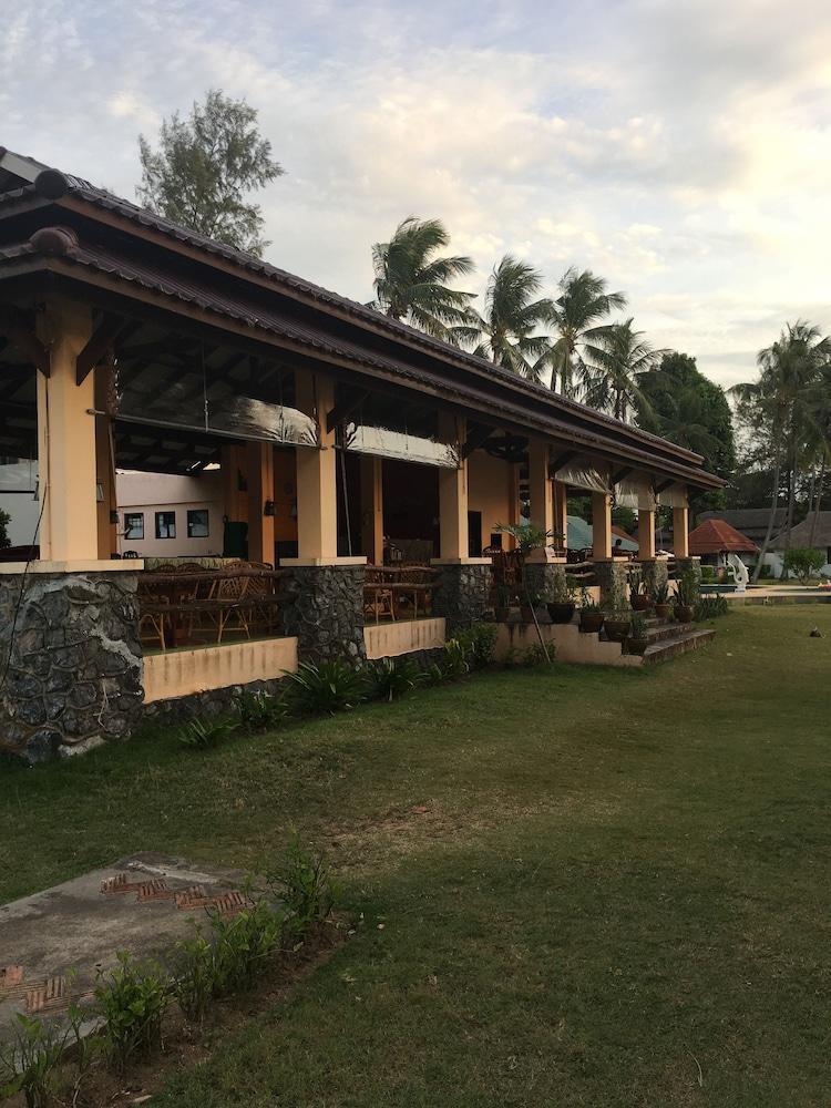Gooddays Lanta Beach Resort Sha Koh Lanta Exterior photo